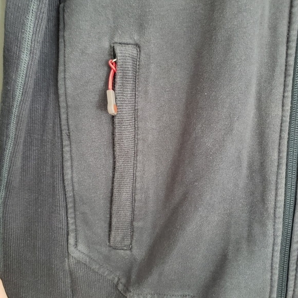 Lululemon – Zip Up Sweater - Picture 3 of 6